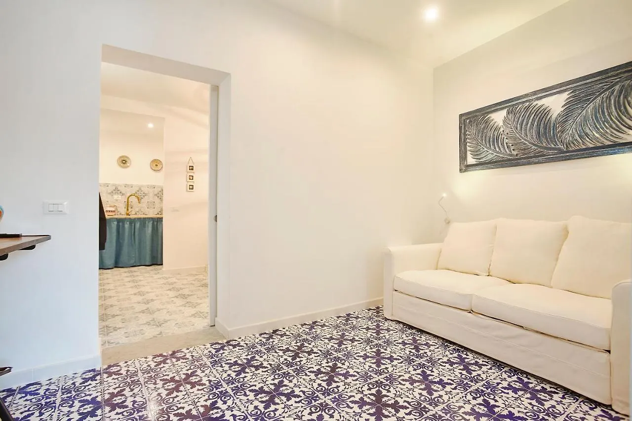 Be Sicily - In The Center 80 Mt From The Beach - In Centro Sul Mare - 70 Mq تراباني 0*,